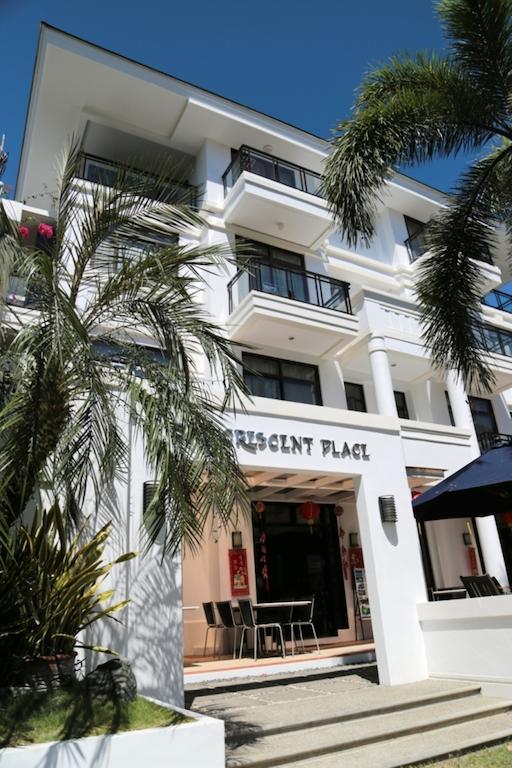 One Crescent Place Hotel Balabag  Bagian luar foto